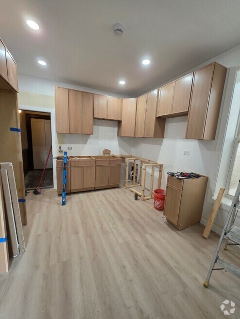 Building Photo - 1311 W Ohio St