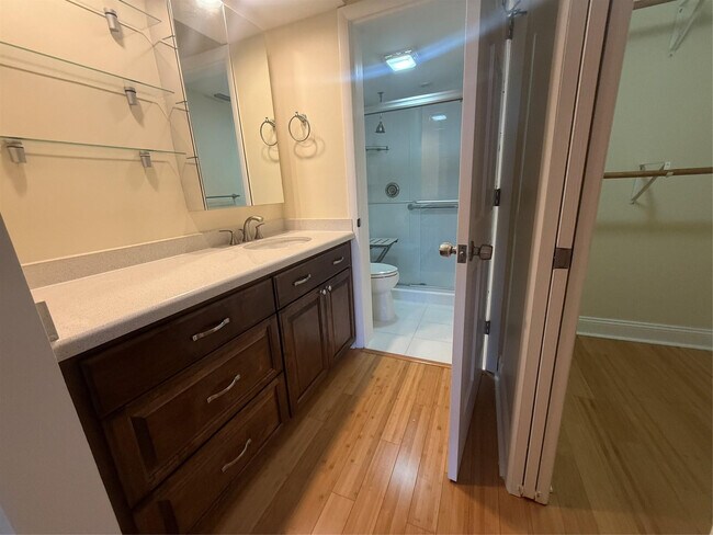 Building Photo - 2660 Carambola Cir N