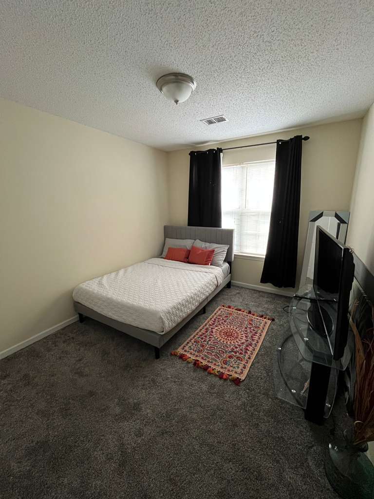 Building Photo - 6956 Gallant Cir SE