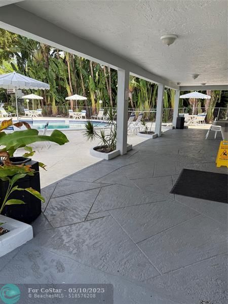 Building Photo - 3123 Oakland Shores Dr