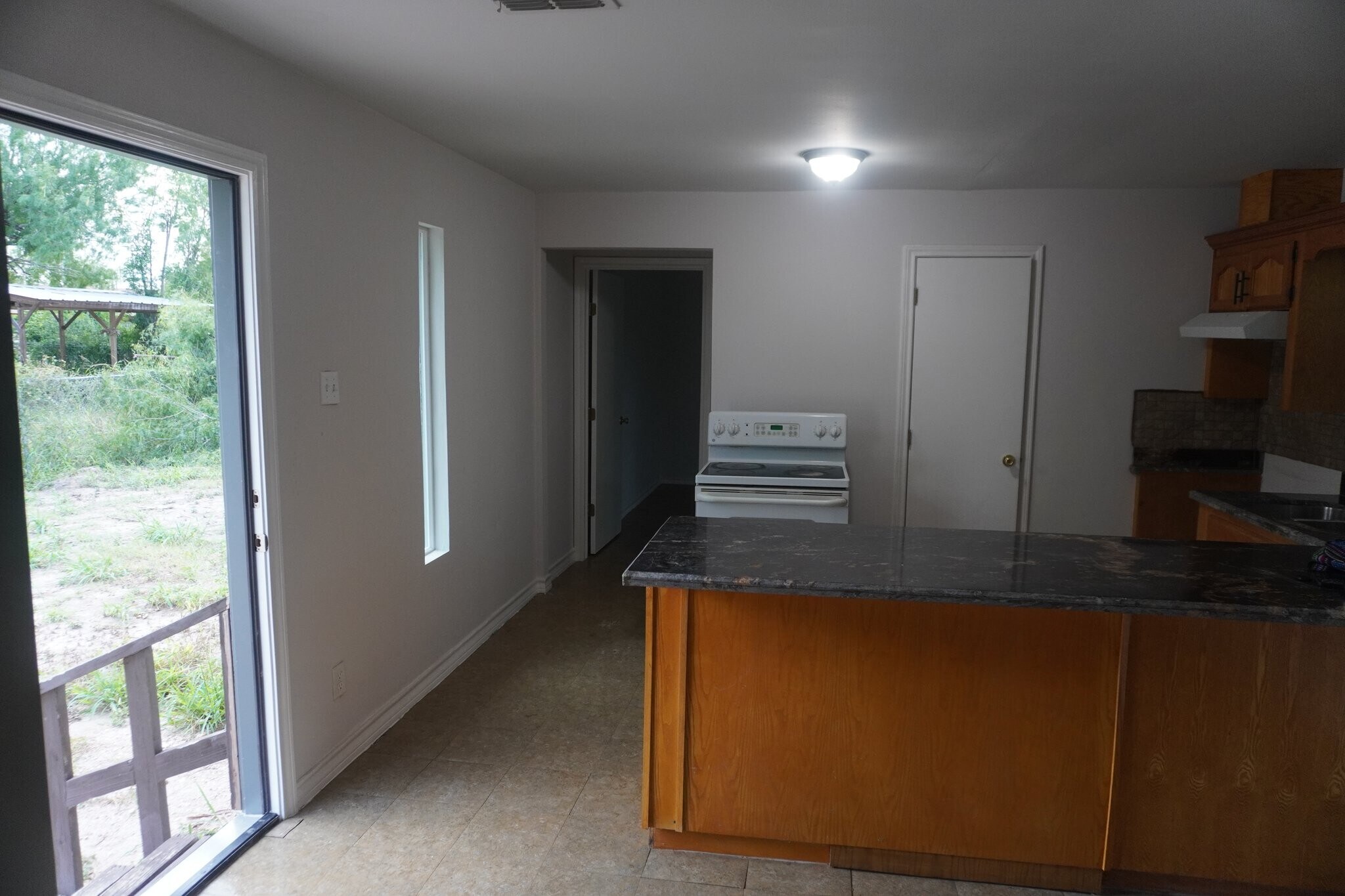 Building Photo - 1306 N Moorefield Rd