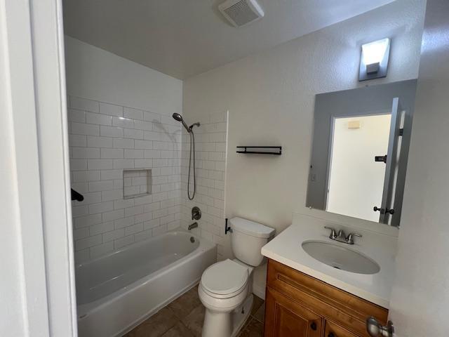 Building Photo - 4765 Mayten Ct