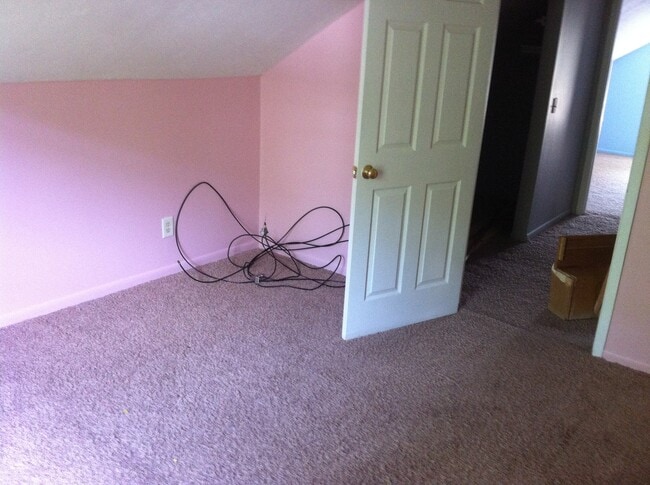 Building Photo - Gorgeous single family 3bed/1bath home near downtown Lafayette