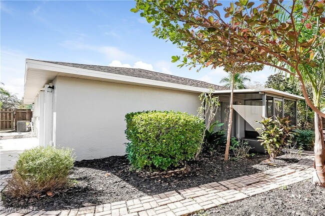 Building Photo - 15802 Key Grass Ln