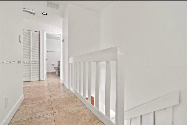 Building Photo - 838 NW 82nd Ave