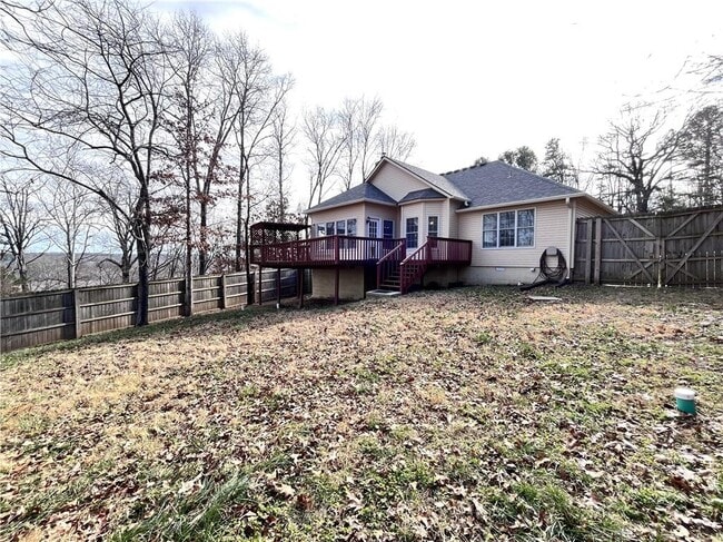 Building Photo - 95 Bassingham Dr