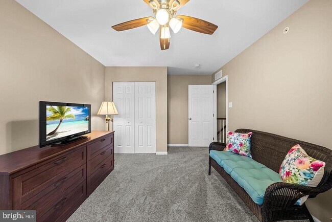 Building Photo - 317 Ridgewood Dr