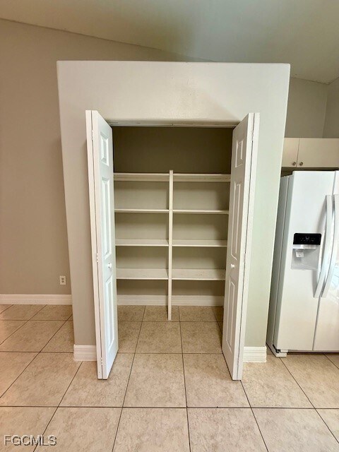 Building Photo - 512 SE 6th Pl