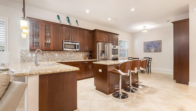 Building Photo - 14794 Rapolla Dr