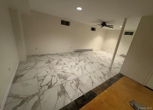 Building Photo - 22 Winslow Pl