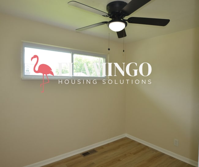 Building Photo - 809 Oakleaf Dr