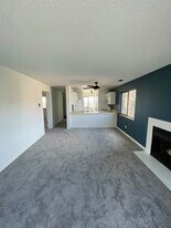 Building Photo - 2210 Split Rock Dr