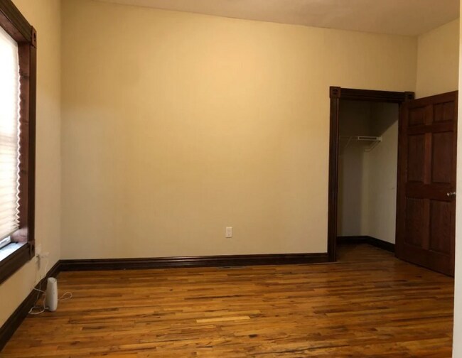 Building Photo - Marquette Housing- 509