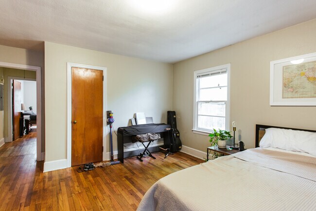 Building Photo - 365 Holman Ave