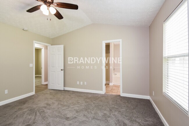 Building Photo - 1492 Chaseway Cir