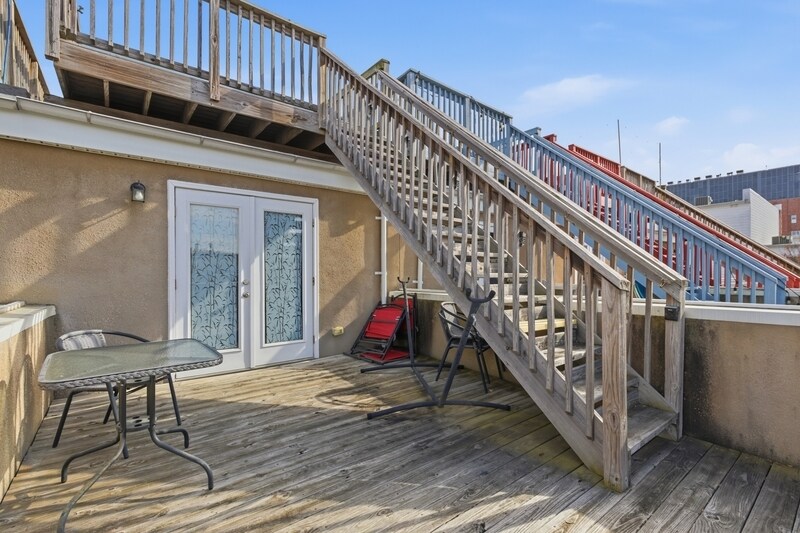 Building Photo - 1012 McDonogh St