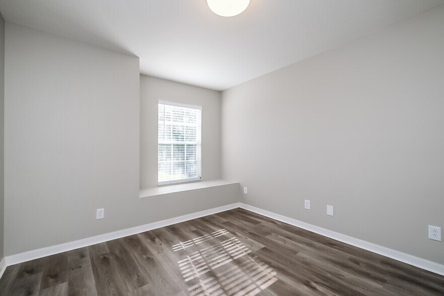 Building Photo - 3326 Clover Blossom Cir