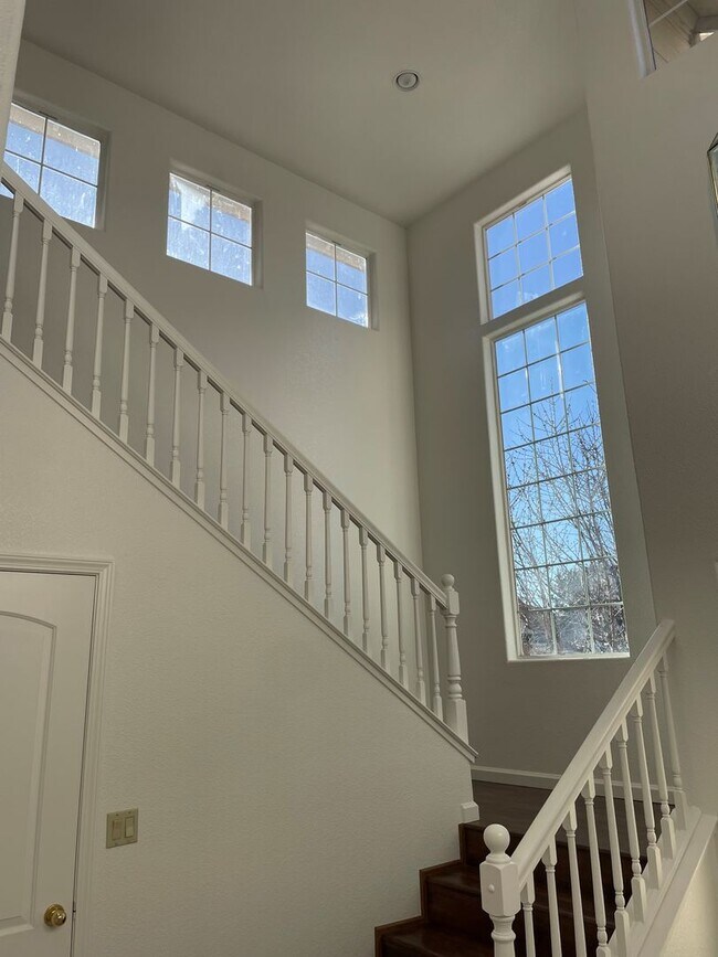 Building Photo - 3151 Sky Country Dr