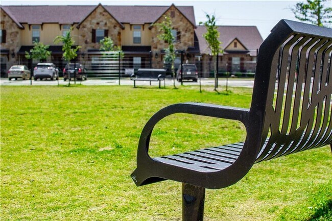 Building Photo - Brand New Barracks Townhome for August 202...