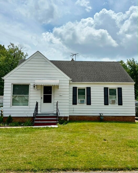 Building Photo - 7615 Kenilworth Ave