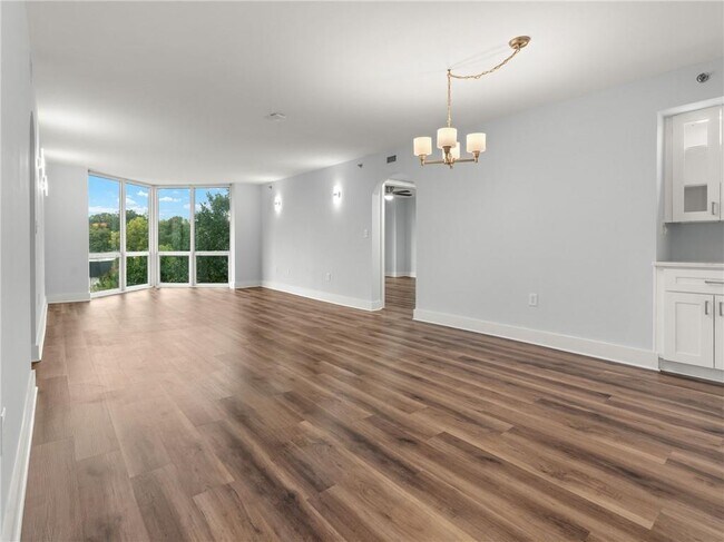 Building Photo - 2870 Pharr Ct S Northwest