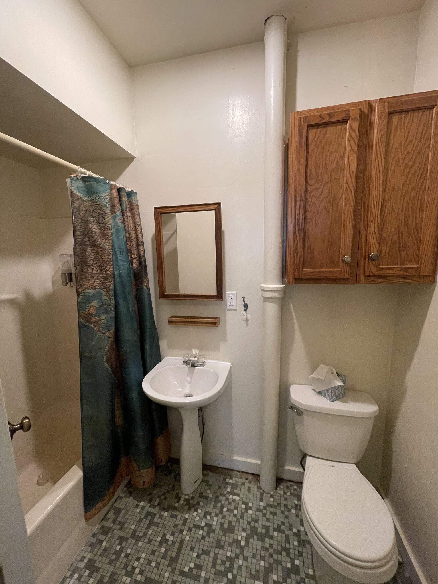 Bathroom - 20 Washington St