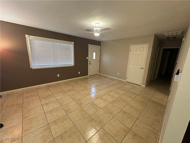 Building Photo - 3009 N Crawford St