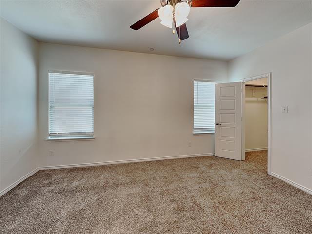 Building Photo - 2431 Klamath Dr