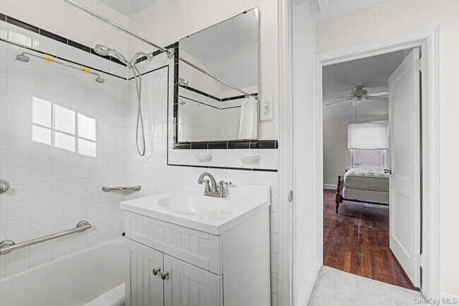 Building Photo - 91 Ireland Pl