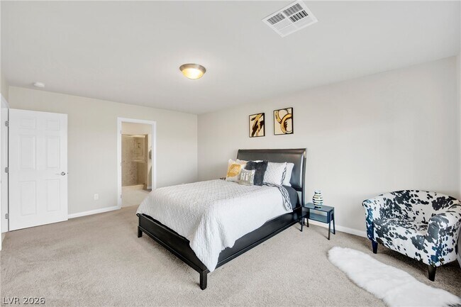 Building Photo - 9770 Hawk Crest St