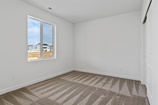 Building Photo - 1538 E Livi Ln