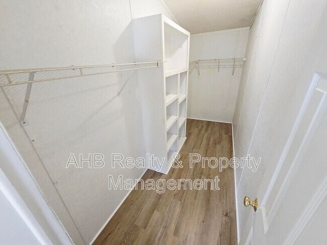 Building Photo - 1141 Palmer Farm Rd