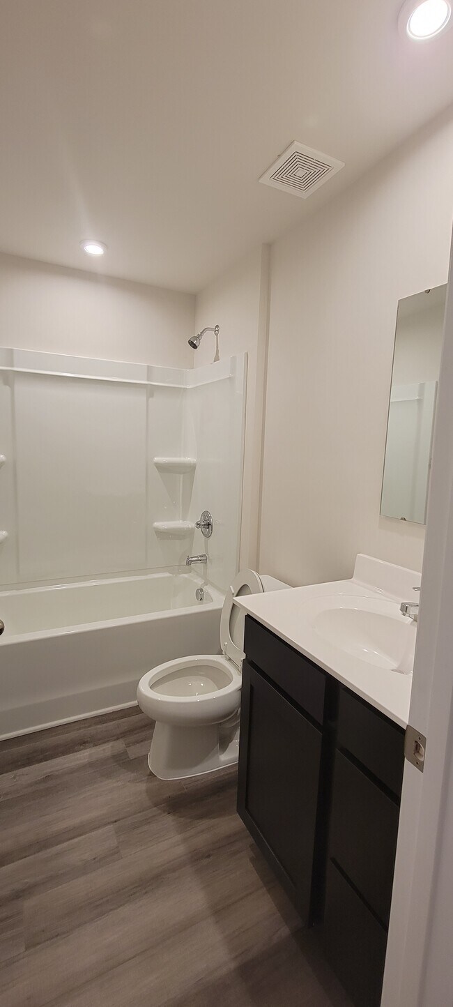 Building Photo - 5147 Downhaul Dr