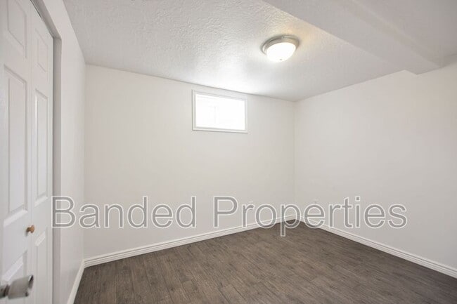 Building Photo - 4739 S 300 W