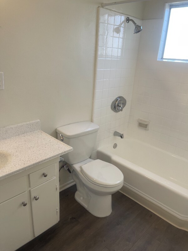 Building Photo - 2232 E Lenita Ln