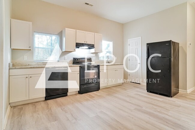 Building Photo - 4013 Markwood Rd