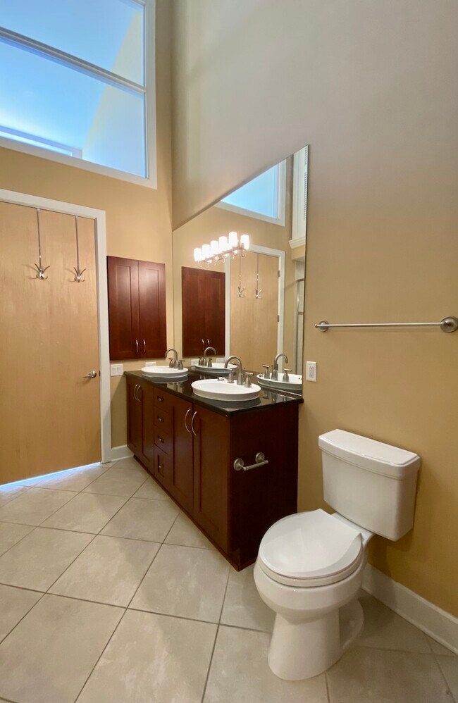 Building Photo - 2608 Erwin Rd