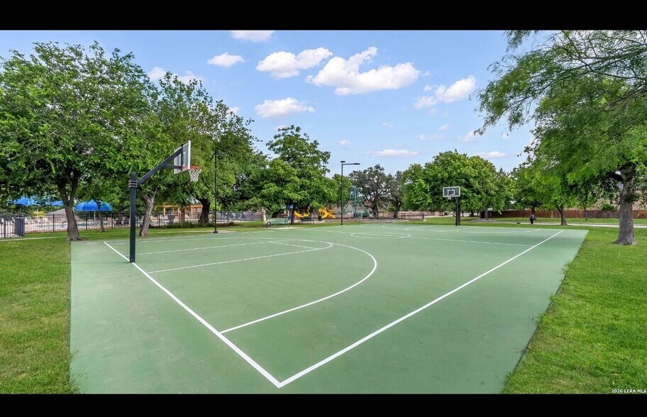 Community basketball court - 7743 Robert Mondavi