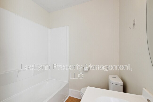 Building Photo - 311 Boyd Ave