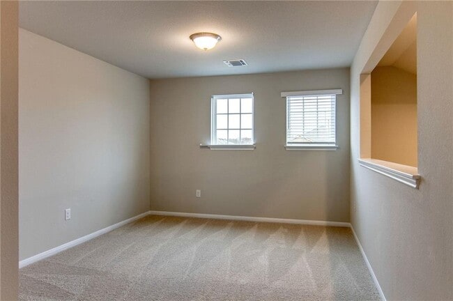 Building Photo - 6916 Ranchito Dr