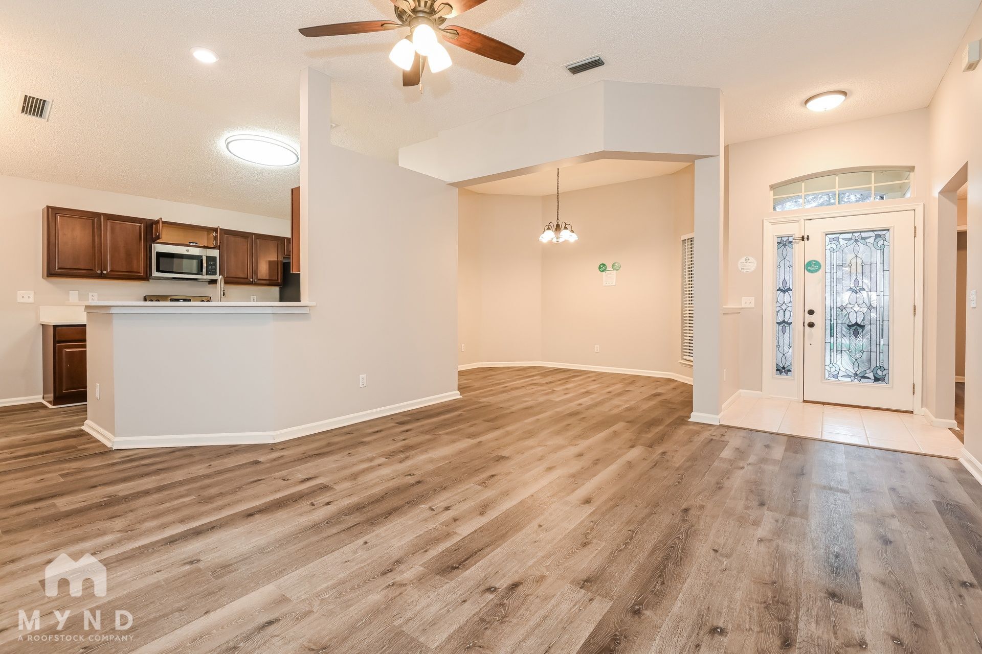 Building Photo - 1615 Highland View Ct