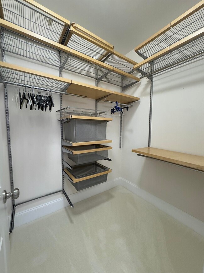 Building Photo - 2604 Ulysses Rd