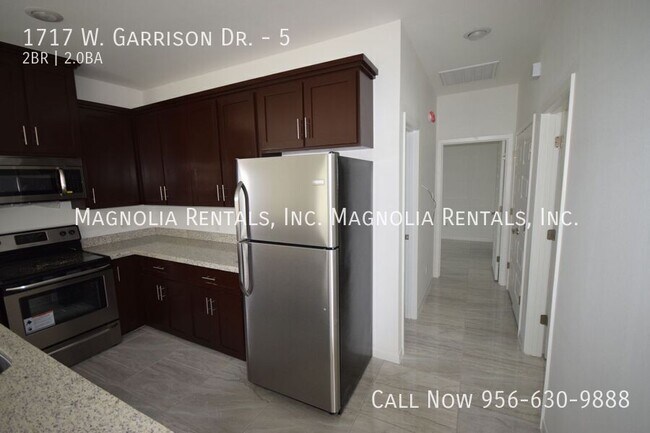 Building Photo - 1717 W Garrison Dr