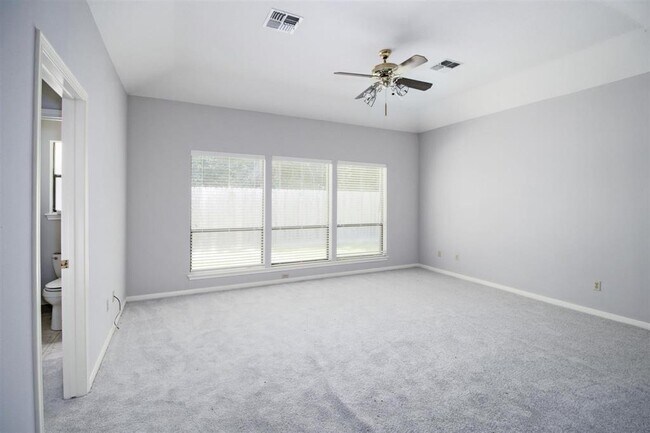 Building Photo - 3323 Village Falls Ct