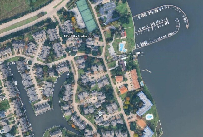 Primary Photo - 18037 Bal Harbour Dr