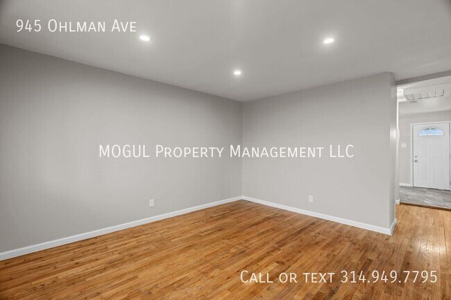 Building Photo - 945 Ohlman Ave
