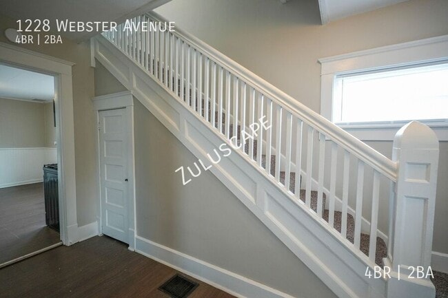 Building Photo - 1228 Webster Ave