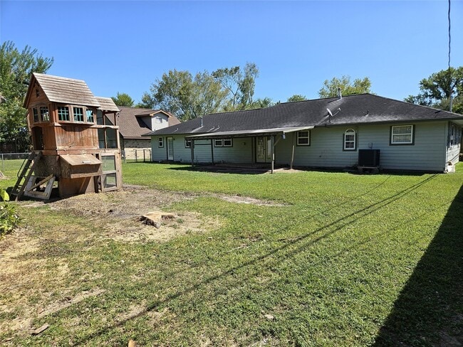 Building Photo - 1518 2nd St