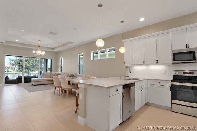 Building Photo - 8942 SW Pepoli Way