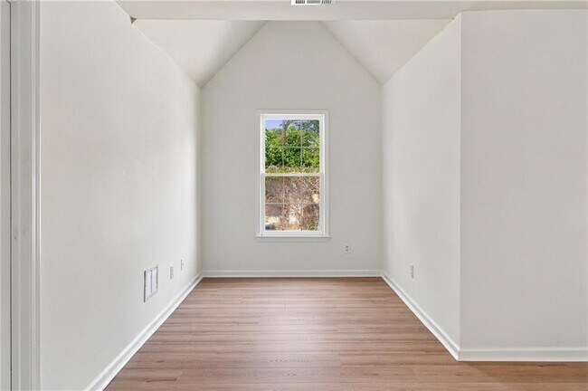 Building Photo - 2280 Orleans Ave